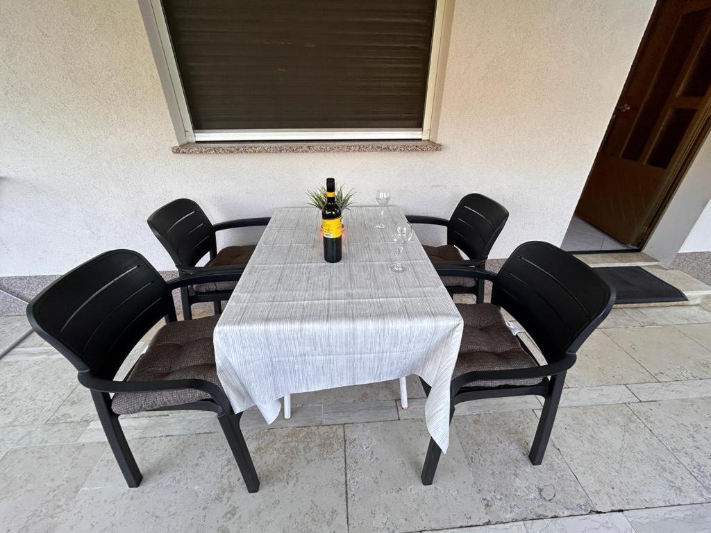 Apartment Near The Sea 650 ราบัซ ภายนอก รูปภาพ